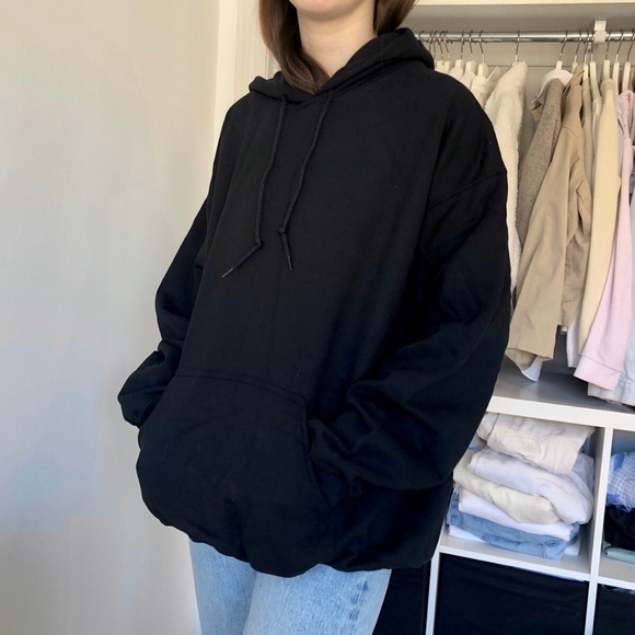 Goldman Black Heavyweight Hoodie - Picture 2 of 4